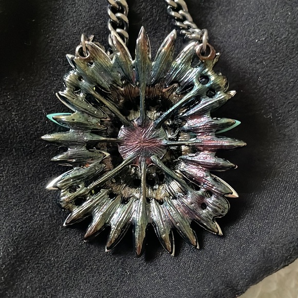 Statement necklace - Picture 4 of 4